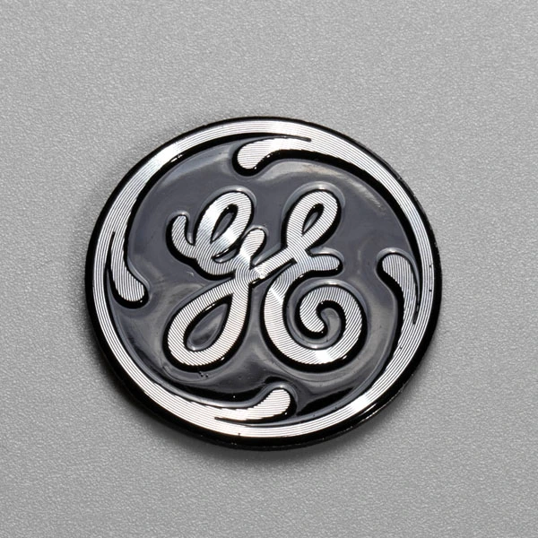 Markieren Sie das Aluminium-Logo