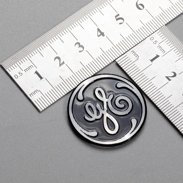 Markieren Sie das Aluminium-Logo