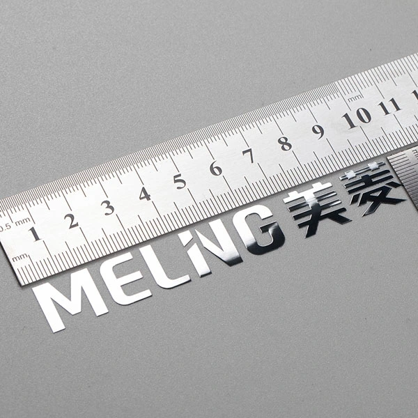 Anpassbare Metallaufkleber mit glänzendem, hitzebeständigem Nickel-Logo