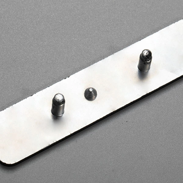 Logo-Plakette aus Metall