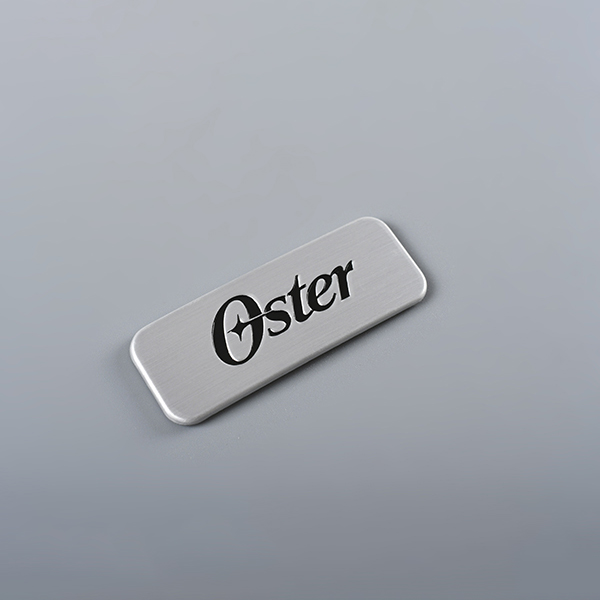 Gravierte Logo-Metallanhänger