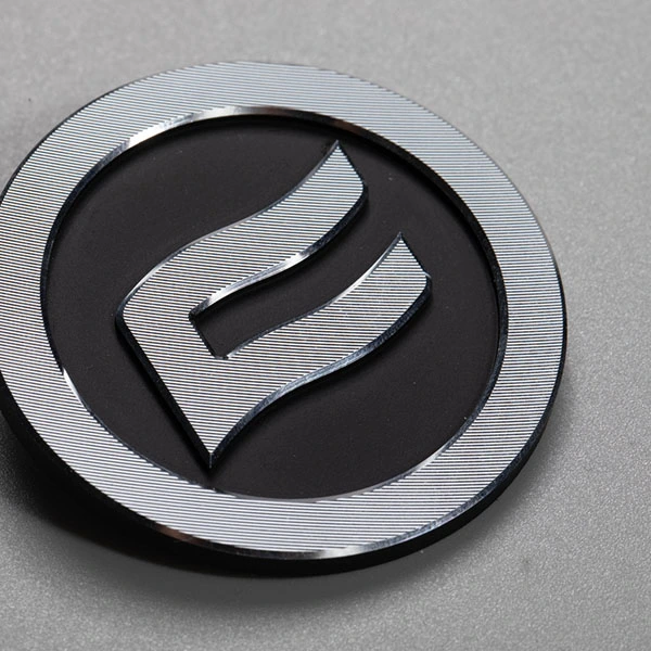 Logo-Metalletiketten