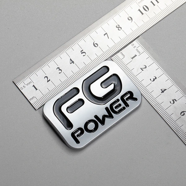 Kundenspezifisches Design aus ABS-Kunststoff, verchromt, galvanisiertes Auto-Namensschild, Logo, flacher Buchstabe, mattes 3D-Auto-Abzeichen-Emblem