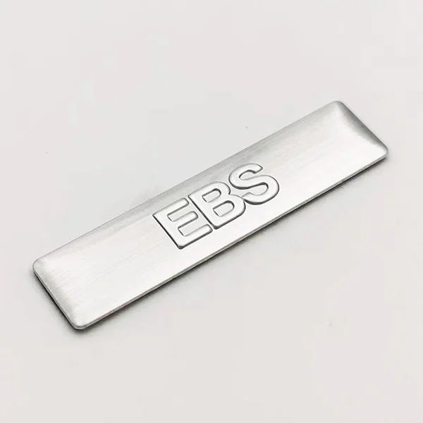 Namensschild aus Metall, Logo aus Aluminium
