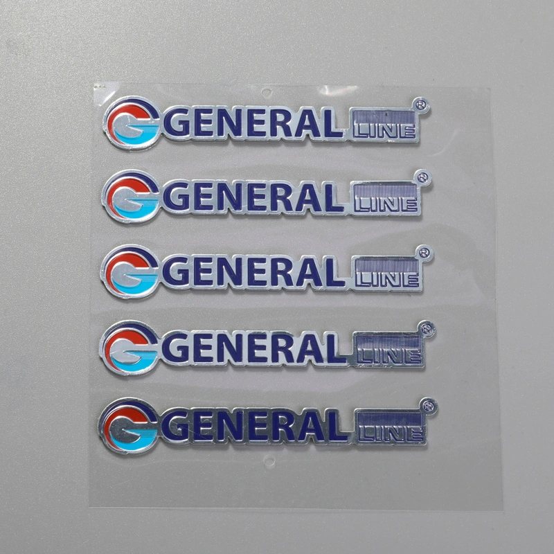 Namensschild mit geprägtem Logo aus Aluminium für den Kühlschrank